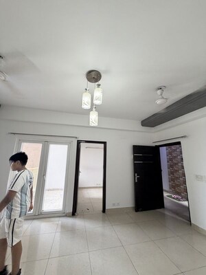  6+ BHK Independent House at Sector 105 – for Rent