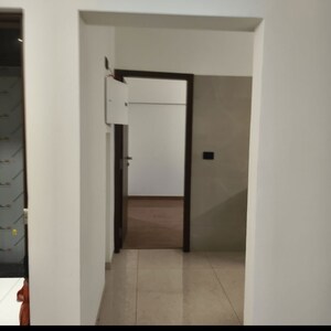 Room in 2 BHK Apartment at Atharv Abrol, Vile Parle East – for Sale