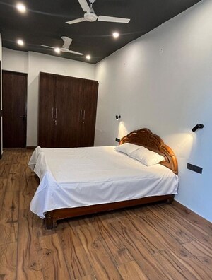 Bedroom in 3 BHK Builder Floor at Sector 47 – for Rent