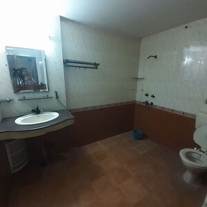 Bathroom in 2.5 BHK Builder Floor at Sector 11 – for Rent
