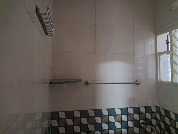 Bathroom, tukaram nagar 1 Bedroom 520 Sq.Ft. Apartment In Tukaram Nagar Pune 10693399