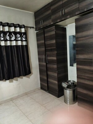 Room in 2 BHK Apartment at Nisarg Akruti, Pimple Nilakh – for Rent