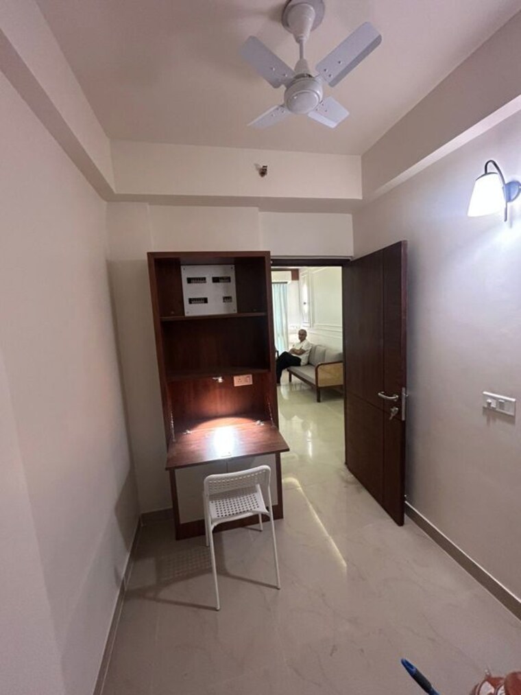 Kitchen, sikka-karmic-greens 3.5 Bedroom 1850 Sq.Ft. Apartment In Sector 78 Noida 10693420