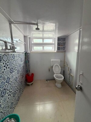 Bathroom in 3 BHK Apartment at Churchgate – for Rent