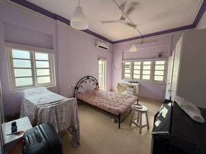 Living Room in 3 BHK Apartment at Churchgate – for Rent