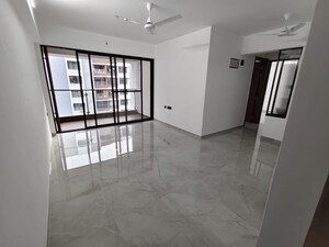 Room in 2 BHK Apartment at Unique Youtopia, Kharadi – for Rent
