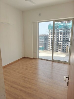 Room in 2 BHK Apartment at Godrej Nature Plus, Sohna Sector 33 – for Rent