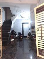 6 BHK +  55 Sq.Mt. Independent House in Sadarpur