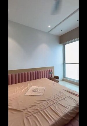 Bedroom in 3 BHK Apartment at Marathon Monte South, Byculla West – for Rent