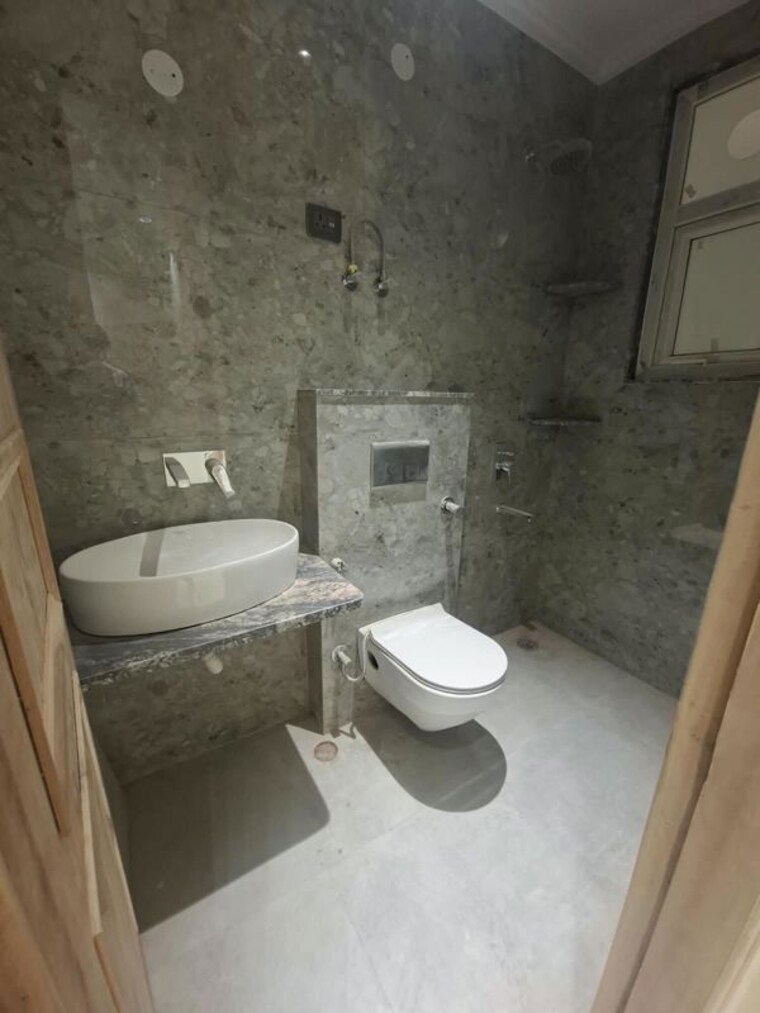 Bathroom, chattarpur 3 Bedroom 1250 Sq.Ft. Builder Floor In Chattarpur Delhi 10693530