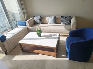 Furnished Amenities in 3 BHK Apartment at Piramal Aranya, Byculla – for Rent