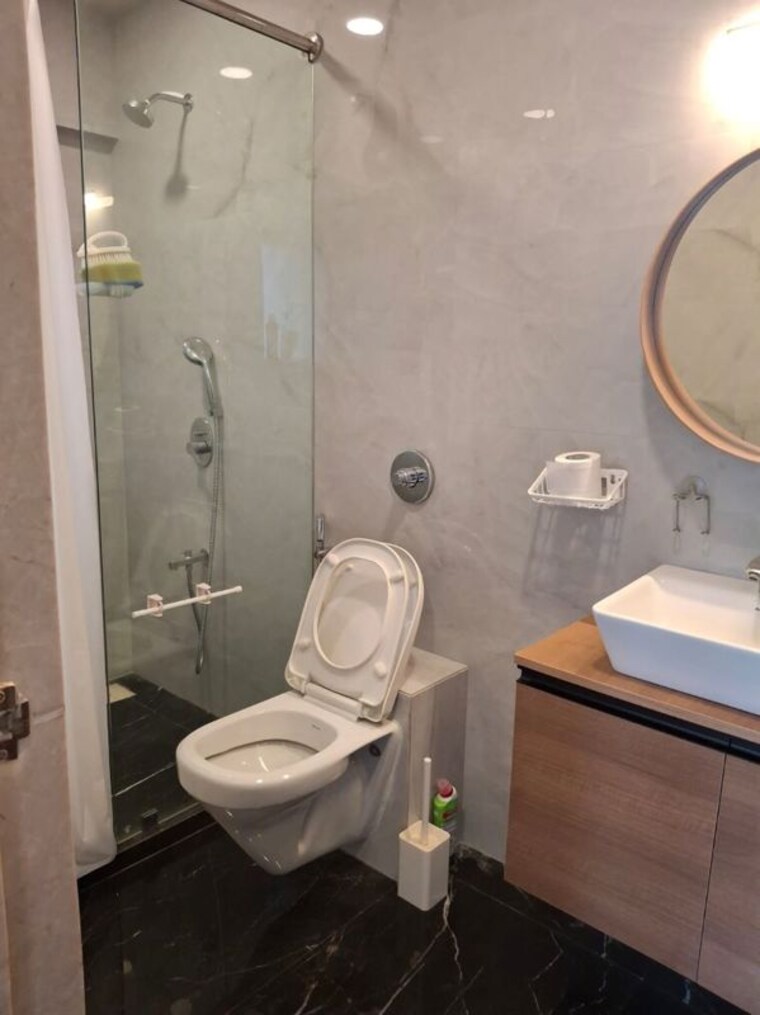 Bathroom, kakad-imperial-apartment 3 Bedroom 1700 Sq.Ft. Apartment In Khar West Mumbai 10693583