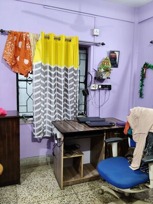 Team Area in 2 BHK Apartment at Regent Estate, Jadavpur – for Sale