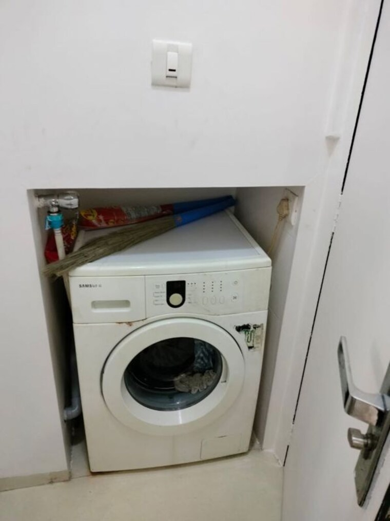 Bathroom, gulmohar road 3 Bedroom 1150 Sq.Ft. Apartment In Gulmohar Road Mumbai 10693590