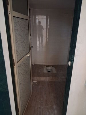 Furnished Amenities in 1 BHK Apartment at Vaishnavi CHS, Kalwa – for Rent