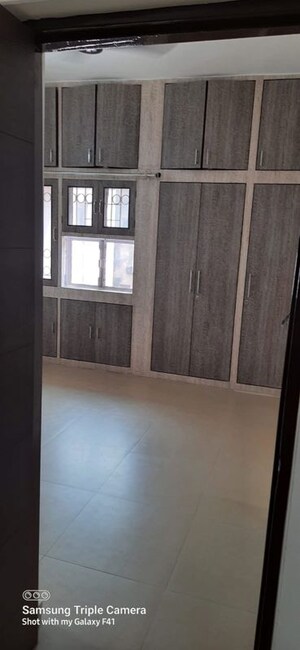Room in 3 BHK Builder Floor at Kalkaji – for Rent