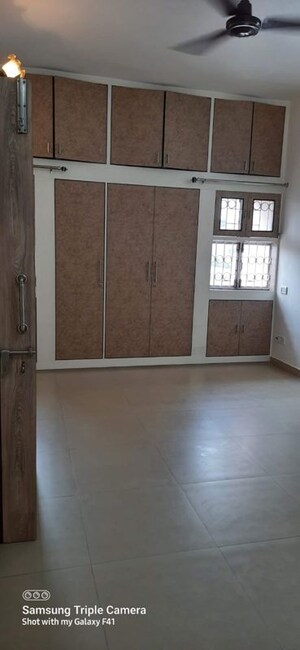 Room in 3 BHK Builder Floor at Kalkaji – for Rent