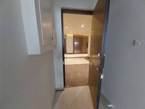 Furnished Amenities in 2 BHK Apartment at Piramal Aranya, Byculla – for Rent