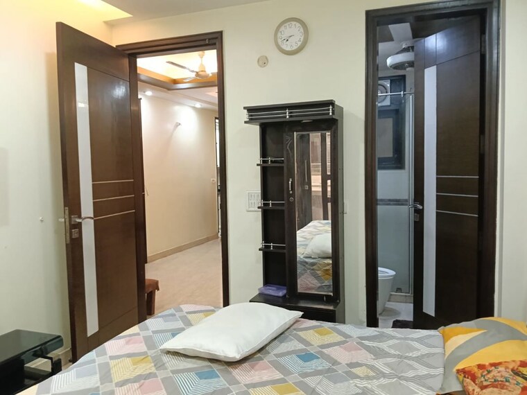 Bedroom, hemkunt colony 3 Bedroom 1850 Sq.Ft. Builder Floor In Hemkunt Colony Delhi 10652445