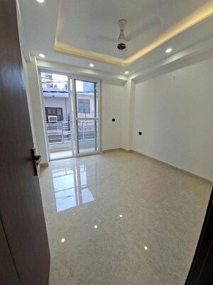 Room in 3 BHK Builder Floor at Chattarpur – for Sale