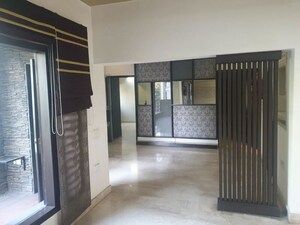 Room in 3 BHK Builder Floor at Kalkaji – for Rent