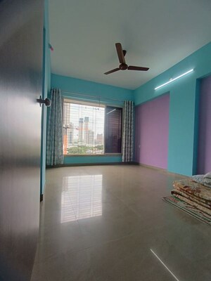 Room in 2 BHK Apartment at Ashutosh CHS Goregaon, Goregaon West – for Rent