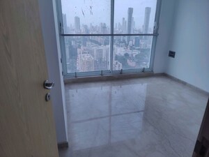 Room in 3 BHK Apartment at Marathon Monte South, Byculla West – for Rent