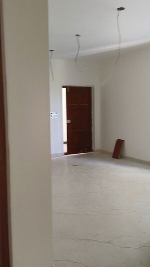 Room in 3 BHK Apartment at Tellapur – for Sale