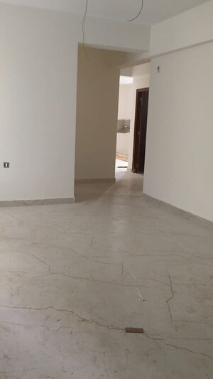 Room in 3 BHK Apartment at Tellapur – for Sale