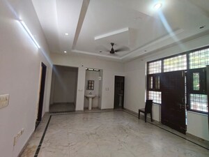 Building Lobby in 2 BHK Builder Floor at Sector 31 – for Rent