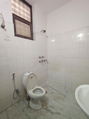 Bathroom in 2 BHK Builder Floor at Sector 31 – for Rent