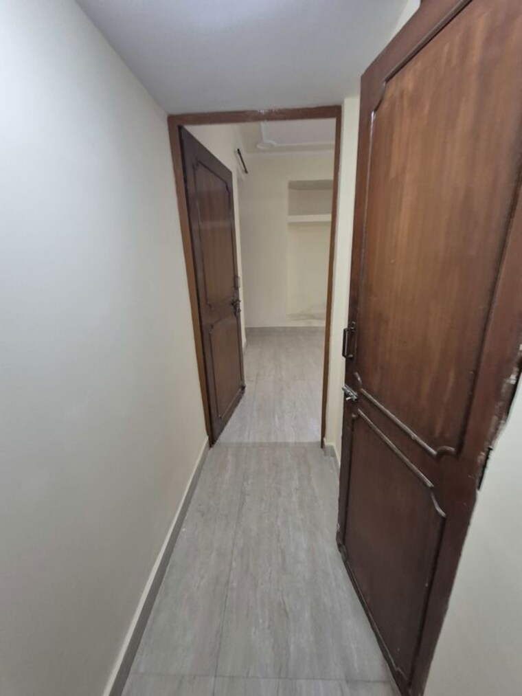 Entrance, mayur vihar 2.5 Bedroom 950 Sq.Ft. Apartment In Mayur Vihar Delhi 10693845