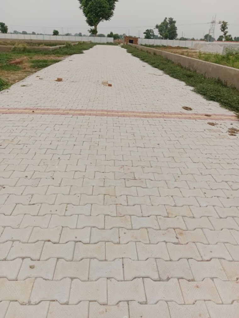 undefined, gwalior road  900 Sq.Ft. Plot In Gwalior Road Agra 10693836