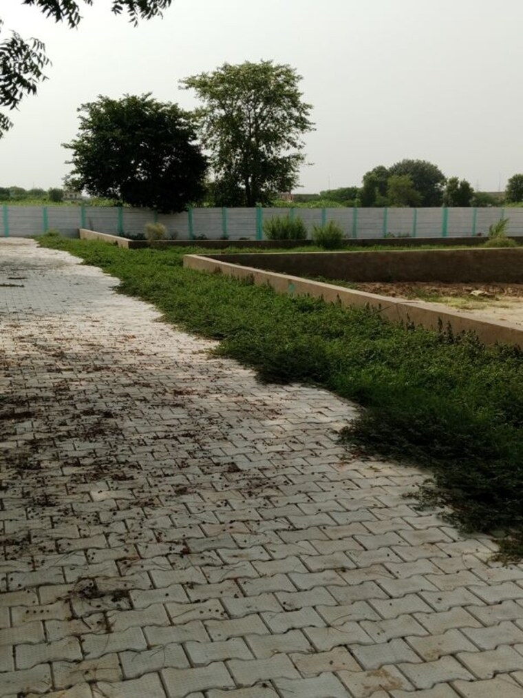 undefined, gwalior road  900 Sq.Ft. Plot In Gwalior Road Agra 10693836