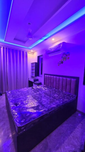 Bedroom in 1 BHK Builder Floor at Sector 40 – for Rent