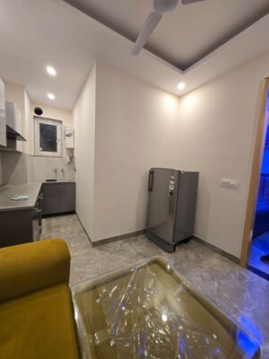 Living Room in 1 BHK Builder Floor at Sector 40 – for Rent