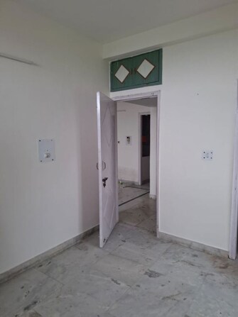 4 BHK +Apartment For Rent in Gulmohar Garden in Sector 44, Noida