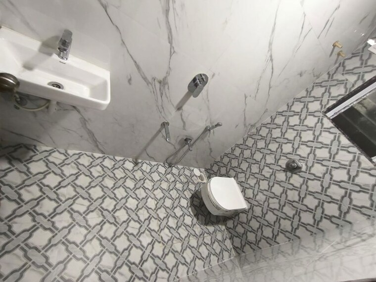 Bathroom, arihant-balaji-pride 3 Bedroom 910 Sq.Ft. Apartment In Chembur Mumbai 10693886