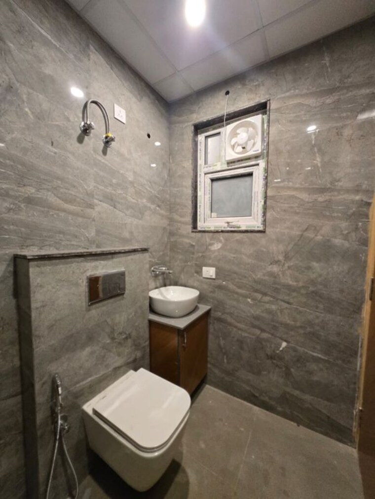Bathroom, sector 41 1 Bedroom 600 Sq.Ft. Builder Floor In Sector 41 Gurgaon 10693926