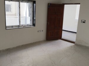 Room in 3 BHK Apartment at Tellapur – for Sale