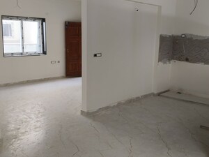 Room in 3 BHK Apartment at Tellapur – for Sale