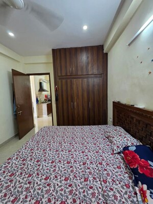 Bedroom in 1 BHK Builder Floor at Sector 40 – for Rent