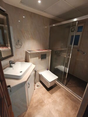 Attached Bathroom in 3 BHK Apartment at Embassy Palace, Cunningham Road – for Rent
