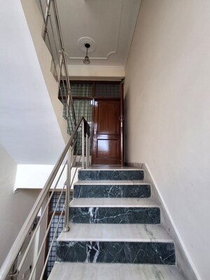 Staircase in 2.5 BHK Builder Floor at Sector 23 – for Rent