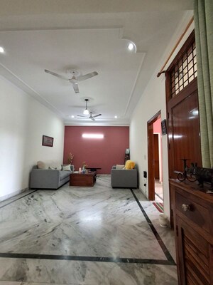 2.5 BHK Builder Floor For Rent in Sector 23