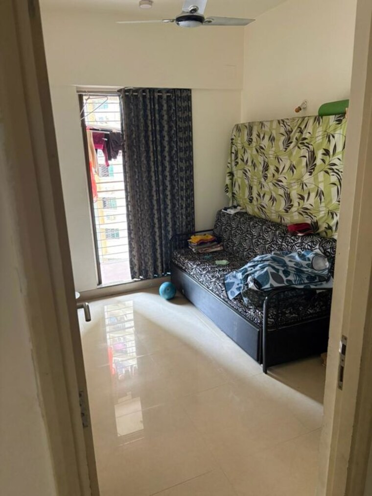Balcony, evershine-millennium-paradise 3 Bedroom 800 Sq.Ft. Apartment In Kandivali East Mumbai 10693996