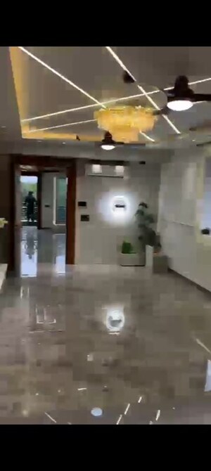 Building Lobby in 4 BHK Builder Floor at Sector 23 – for Rent