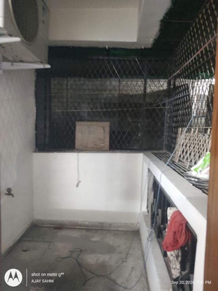 Bathroom, mehrauli 3.5 Bedroom 1200 Sq.Ft. Builder Floor In Mehrauli Delhi 10694028