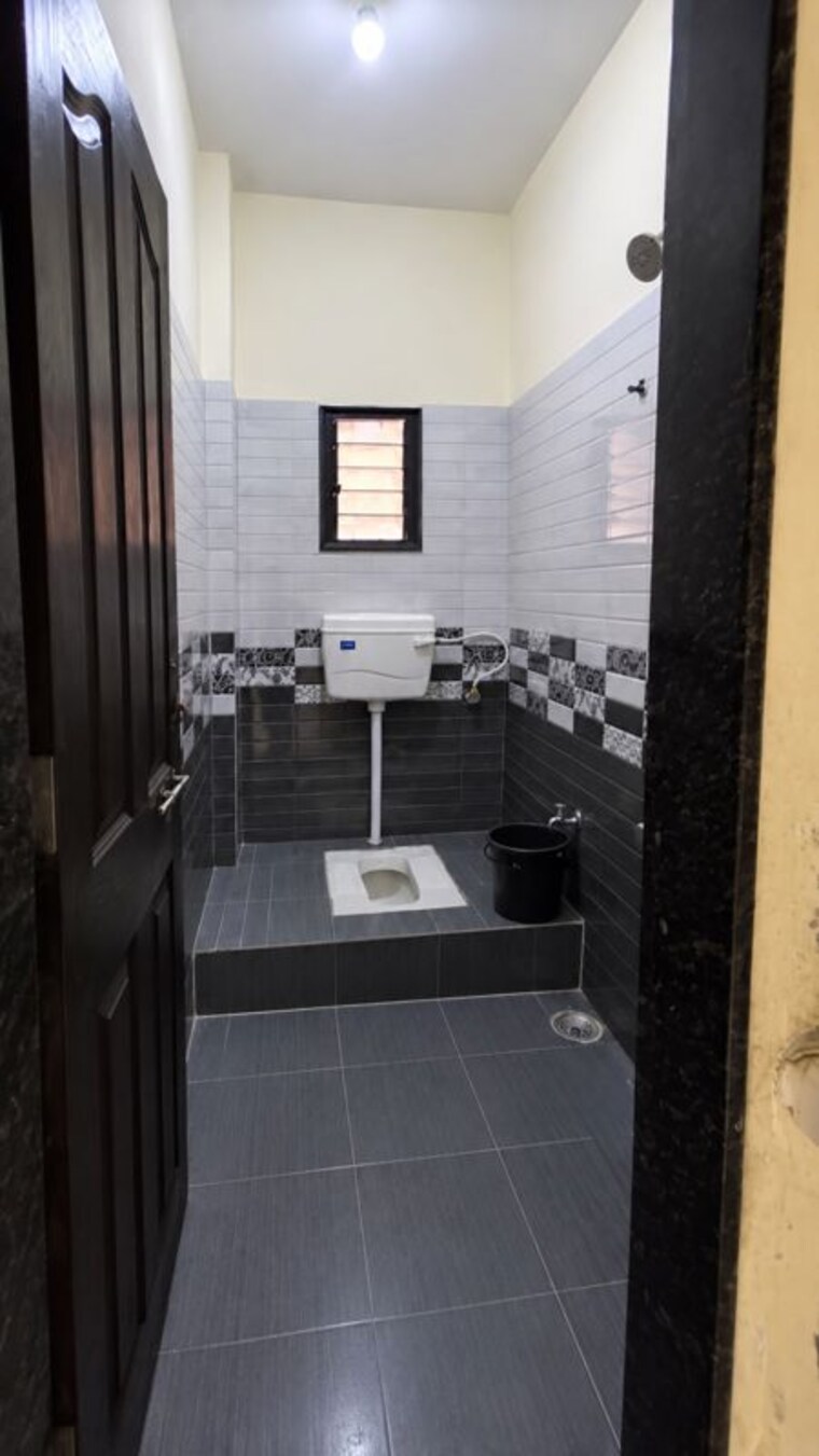 Bathroom, rakshak-nagar-gold 1 Bedroom 530 Sq.Ft. Apartment In Kharadi Pune 10694044