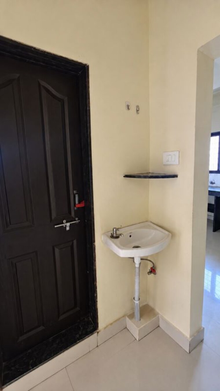 Bathroom, rakshak-nagar-gold 1 Bedroom 530 Sq.Ft. Apartment In Kharadi Pune 10694044
